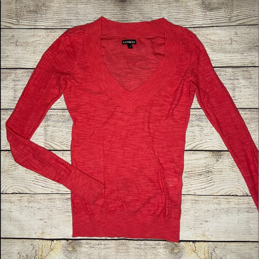 Express Coral V-neck Long Sleeve Tee